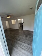 709 S Vista St in Visalia, CA - Building Photo - Building Photo