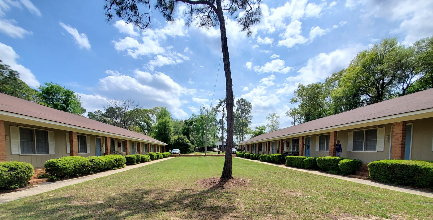 5th Avenue Apartments in Albany, GA - Foto de edificio