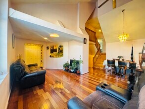 237 South St in Shrewsbury, MA - Building Photo - Building Photo