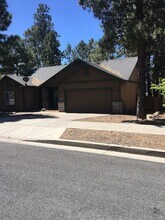 4871 S Elves Chasm Trail in Flagstaff, AZ - Building Photo - Building Photo