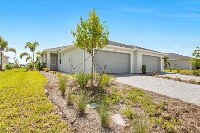 14712 White Pearl Rd in Punta Gorda, FL - Building Photo - Building Photo