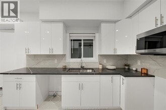 663 Alexandrine St in Windsor, ON - Building Photo - Building Photo