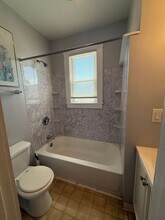 209-209 Glen St in New Britain, CT - Building Photo - Building Photo