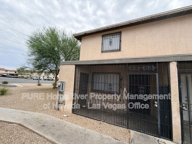 property at 3503 Rio Robles Dr
