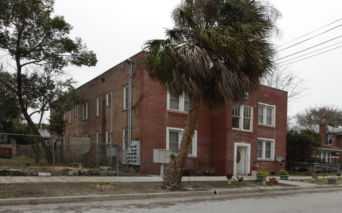 Cottage Apartments in Jacksonville, FL - Building Photo