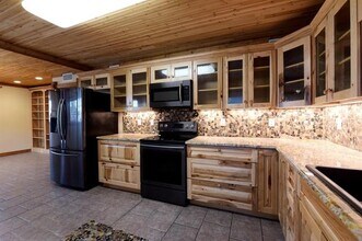 1207 W Wall St in Grapevine, TX - Building Photo - Building Photo