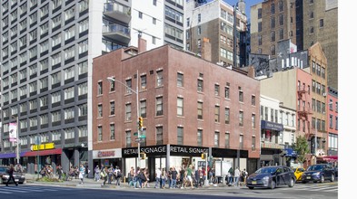 171 W 23rd St in New York, NY - Foto de edificio - Building Photo