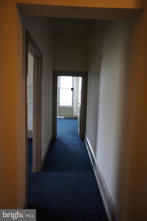 1617 W Oxford St-Unit -1 in Philadelphia, PA - Building Photo