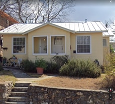 208 Claremont Ave, Unit A in San Antonio, TX - Building Photo