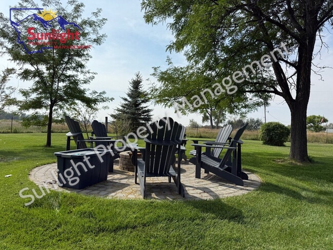 property at 15 Applewood Dr