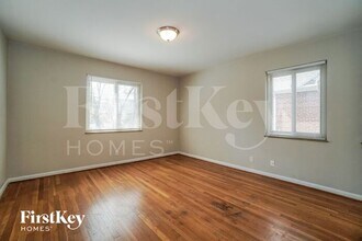 2610 Wellesley Rd in Columbus, OH - Building Photo - Building Photo
