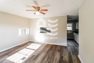 211 Stevens St in Warner Robins, GA - Building Photo - Building Photo