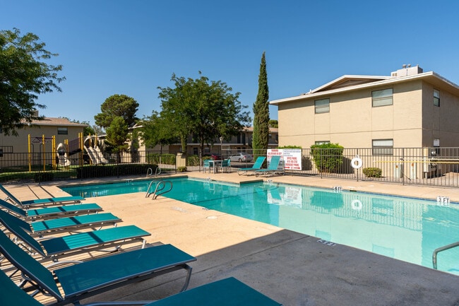 Dos Santos Apartments