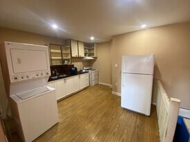 58 Eldon Ave in Toronto, ON - Building Photo