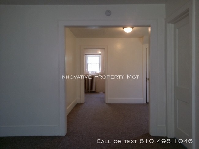 829 Clinton St-Unit -#3 in Flint, MI - Building Photo - Building Photo