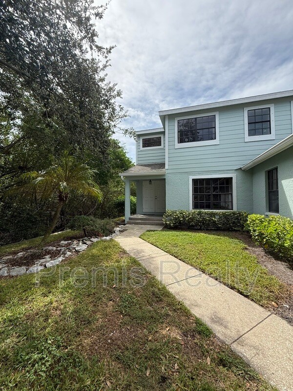 1070 Sanibel Ct in St. Petersburg, FL - Building Photo - Building Photo