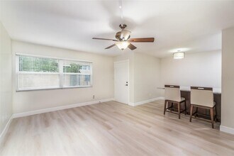 4810 S Dauphin Ave in Tampa, FL - Building Photo - Building Photo