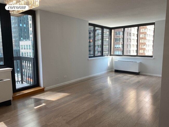 property at 250 E 40th St