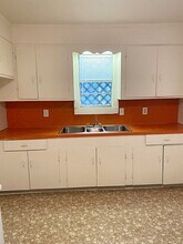 2046 Grand St in Beaumont, TX - Building Photo - Building Photo