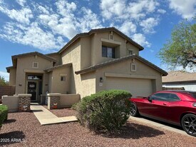 10971 W Rio Vista Ln in Avondale, AZ - Building Photo