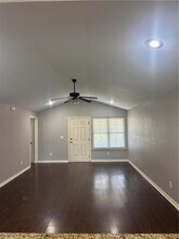 212 Copper Oaks Dr in Centerton, AR - Building Photo - Building Photo