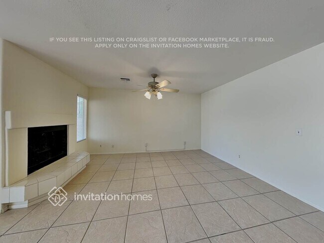 8244 Bermuda Beach Dr in Las Vegas, NV - Building Photo - Building Photo