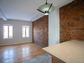 355 Hudson Ave in Albany, NY - Building Photo - Building Photo