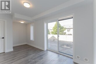 748 Kinstead Private in Ottawa, ON - Building Photo - Building Photo