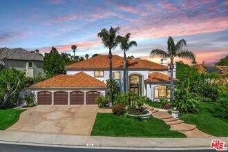 5418 Amber Cir in Calabasas, CA - Building Photo - Building Photo