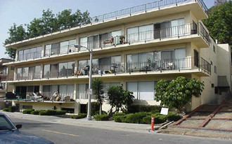 3901 Don Tomaso Dr Apartments