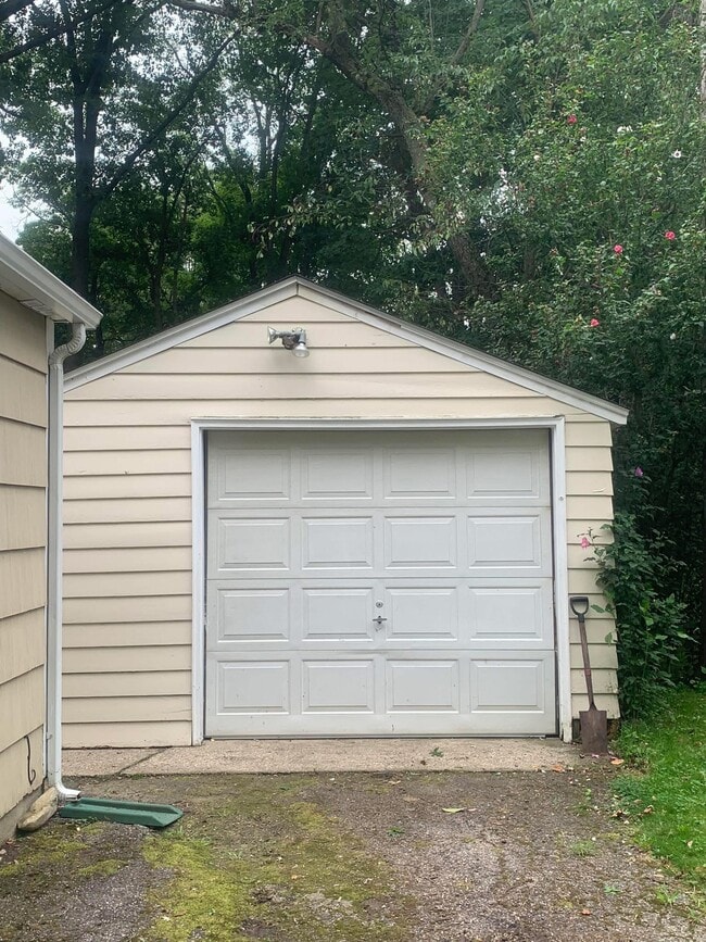 2309 Hazel Ave in Kalamazoo, MI - Building Photo - Building Photo
