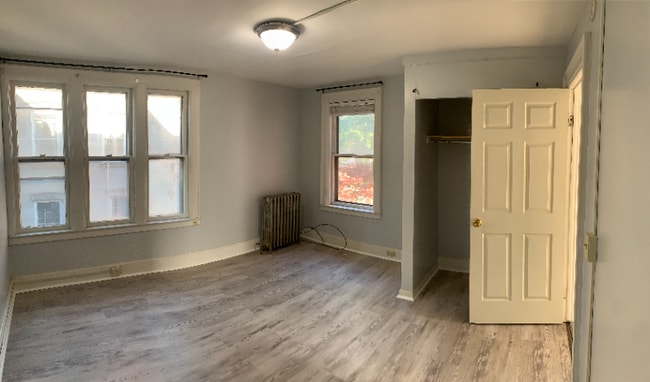 135 Ontario St in Lockport, NY - Building Photo - Building Photo