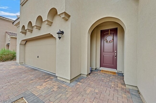 505 Punto Vallata Dr in Henderson, NV - Building Photo - Building Photo