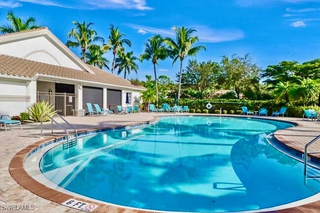 property at 15474 Los Reyes Ln