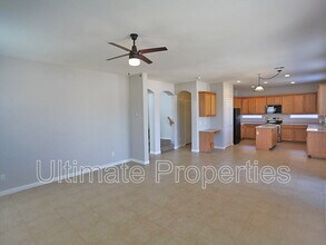 8636 W Brown St in Peoria, AZ - Building Photo - Building Photo