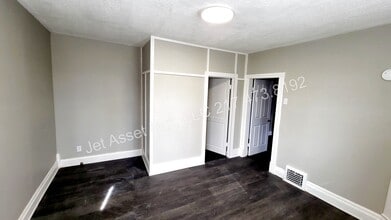 1621 E Carpenter St in Springfield, IL - Building Photo - Building Photo