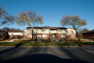 8754 W Appleton Ave Apartments