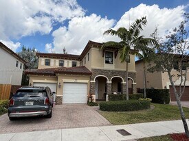 9855 NW 89th Terrace in Doral, FL - Building Photo