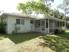 411 Willard Ave in Lehigh Acres, FL - Building Photo - Building Photo