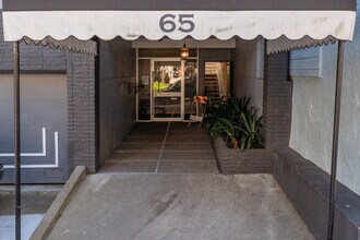 65 Liberty in San Francisco, CA - Foto de edificio - Building Photo