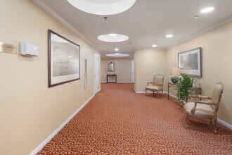 33 West Putnam Avenue in Greenwich, CT - Building Photo - Building Photo