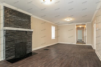 2528 Leslie Ave in Overland, MO - Building Photo - Building Photo