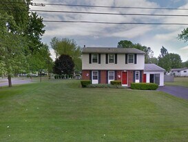 6443 Winchester Rd in East Syracuse, NY - Building Photo