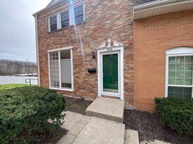 1201 Old Hwy 63 S in Columbia, MO - Building Photo