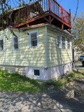 54 Main Ave in Wynantskill, NY - Building Photo - Building Photo