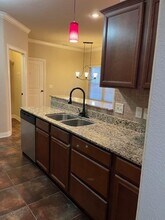 117 Carrington Ave in Lowell, AR - Foto de edificio - Building Photo