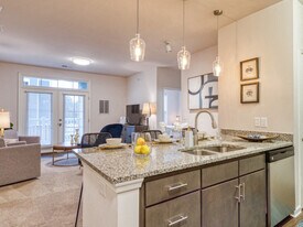 Crossroads Station Apartments in Fredericksburg, VA - Building Photo