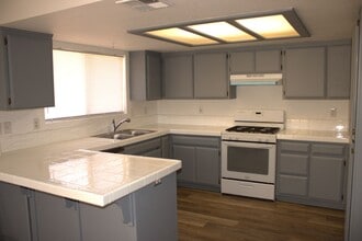 8436 Catalpa Ave in California City, CA - Building Photo - Building Photo