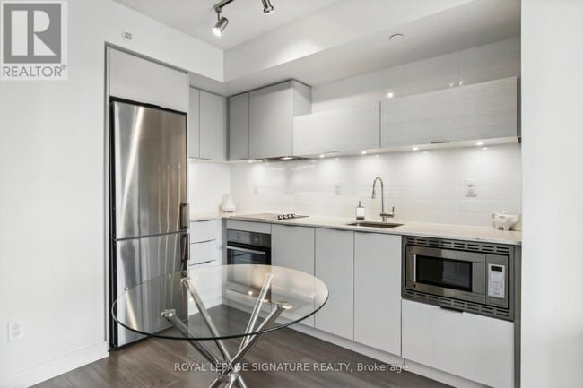 property at 20-1720 Thomas Riley Rd