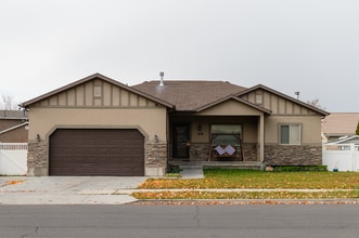 1676 S 500 W St in Payson, UT - Building Photo - Building Photo